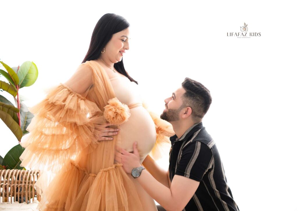 Lifafaz Maternity closeups